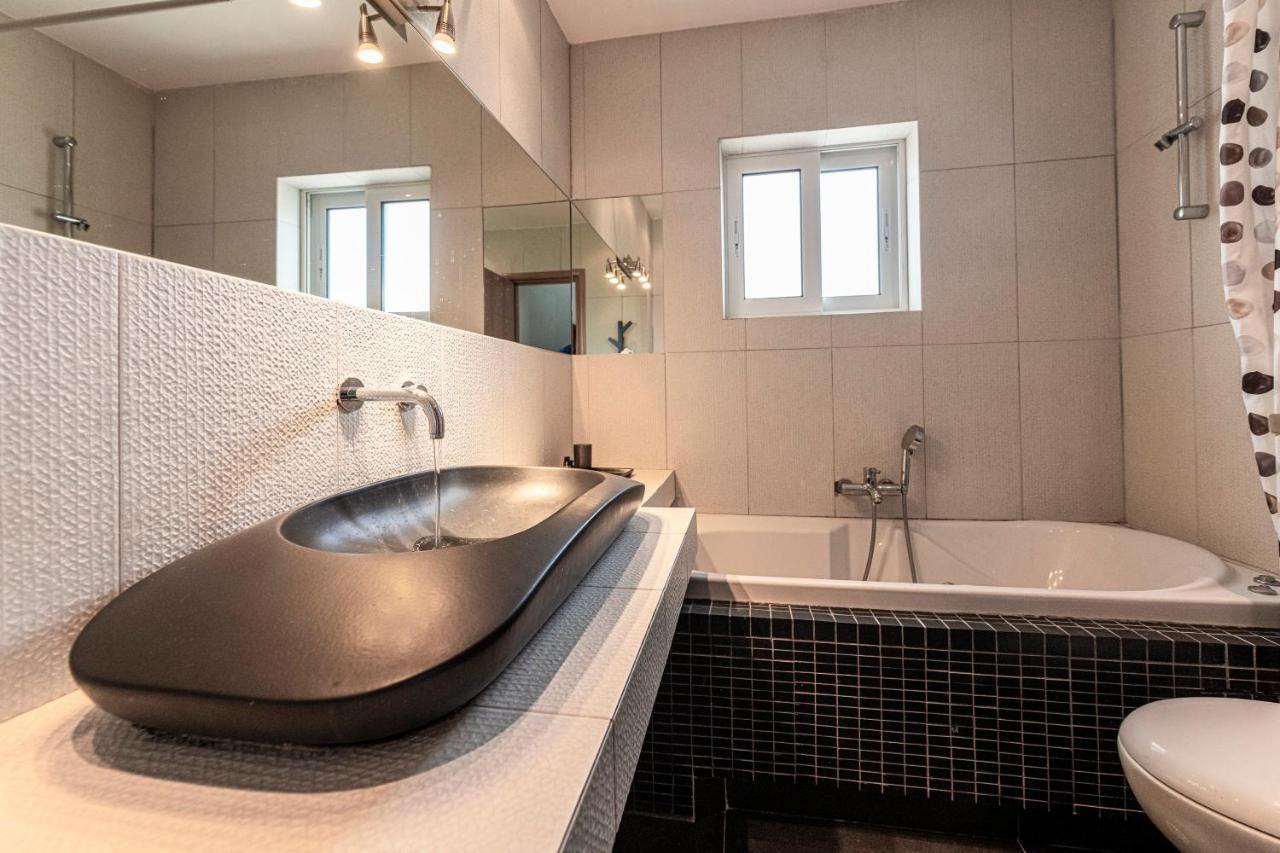 Harmony Maisonette Schinias Bagian luar foto